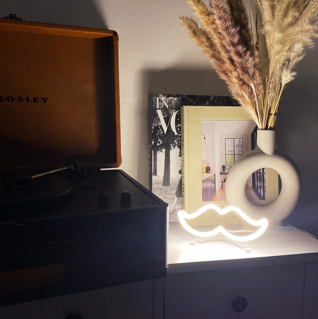 Mini Bıyık Neon Led Işık