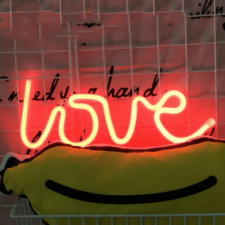 Noel Neon Işıklı Gecesi Dekorasyonu | Love