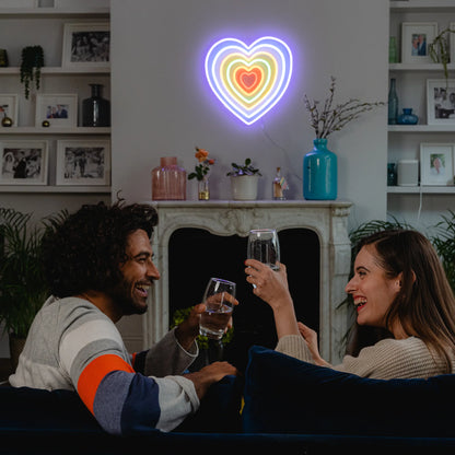 Gökkuşağı Kalp Neon Işık | Renkli Duvar Aydınlatması